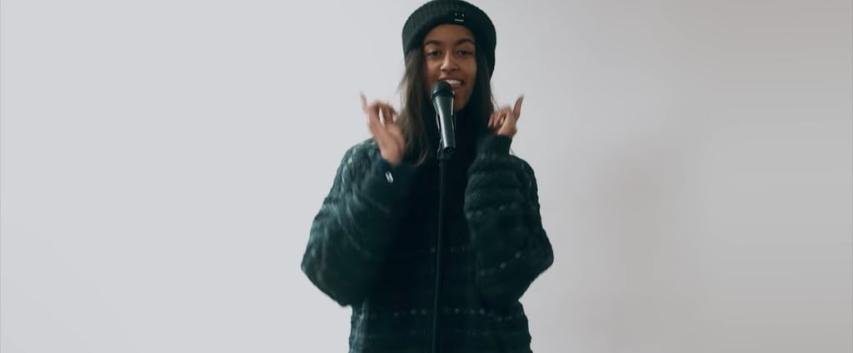 Η μεγάλη κόρη του Ομπάμα παίζει σε βιντεοκλίπ – Τελικά δεν είναι τόσο ντροπαλή Η μεγάλη κόρη του Ομπάμα παίζει σε βιντεοκλίπ – Τελικά δεν είναι τόσο ντροπαλή