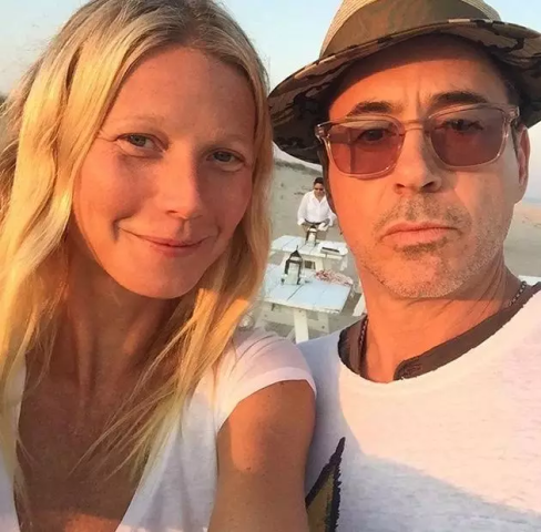 10 φορές που η Gwyneth Paltrow φωτογραφήθηκε χωρίς ίχνος μακιγιάζ 10 φορές που η Gwyneth Paltrow φωτογραφήθηκε χωρίς ίχνος μακιγιάζ
