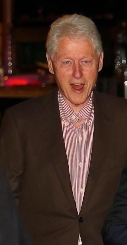 Ο Bill & η Hillary Clinton πήγαν σε συναυλία της Christina Aguilera Ο Bill & η Hillary Clinton πήγαν σε συναυλία της Christina Aguilera