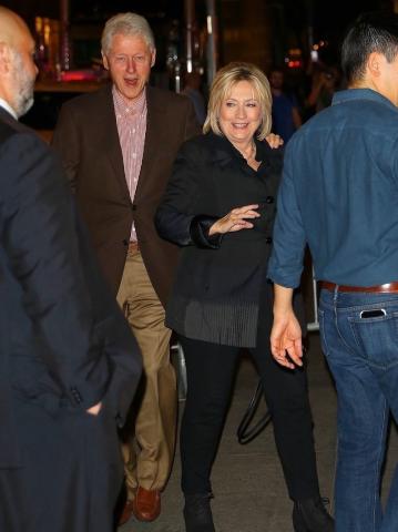 Ο Bill & η Hillary Clinton πήγαν σε συναυλία της Christina Aguilera Ο Bill & η Hillary Clinton πήγαν σε συναυλία της Christina Aguilera