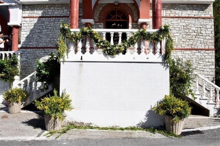 Μαρία Μενούνος: Οι πρώτες φωτογραφίες από τον γάμο της Μαρία Μενούνος: Οι πρώτες φωτογραφίες από τον γάμο της