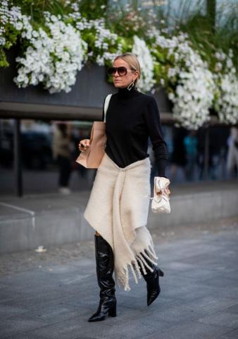 Τα outfits που θα σε πείσουν ότι φέτος χρειάζεσαι ένα μαύρο ζιβάγκο Τα outfits που θα σε πείσουν ότι φέτος χρειάζεσαι ένα μαύρο ζιβάγκο