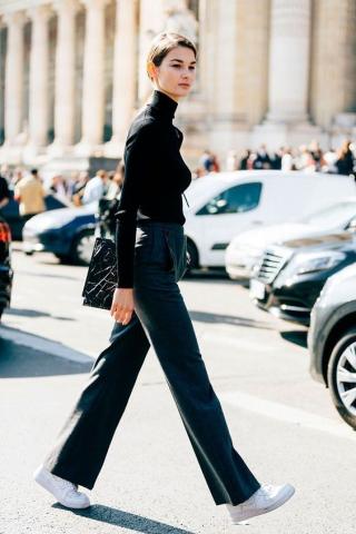 Τα outfits που θα σε πείσουν ότι φέτος χρειάζεσαι ένα μαύρο ζιβάγκο Τα outfits που θα σε πείσουν ότι φέτος χρειάζεσαι ένα μαύρο ζιβάγκο