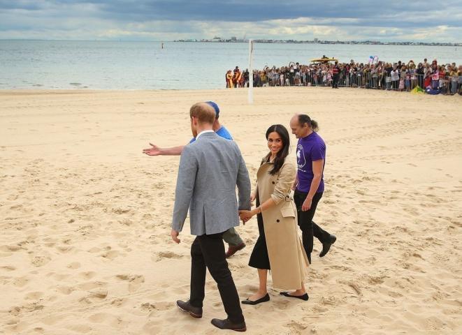 Harry & Meghan στην παραλία της Μελβούρνης Harry & Meghan στην παραλία της Μελβούρνης