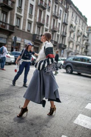 Οι πιο κομψοί συνδυασμοί που μπορείς να κάνεις με το cozy πουλόβερ σου Οι πιο κομψοί συνδυασμοί που μπορείς να κάνεις με το cozy πουλόβερ σου