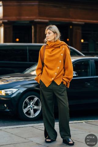 Οι πιο κομψοί συνδυασμοί που μπορείς να κάνεις με το cozy πουλόβερ σου Οι πιο κομψοί συνδυασμοί που μπορείς να κάνεις με το cozy πουλόβερ σου