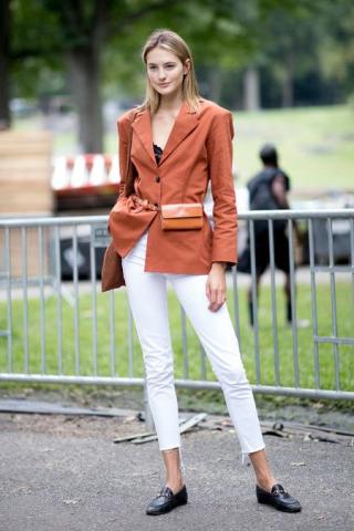 Γιατί πρέπει φέτος να επενδύσεις σε ένα blazer Γιατί πρέπει φέτος να επενδύσεις σε ένα blazer