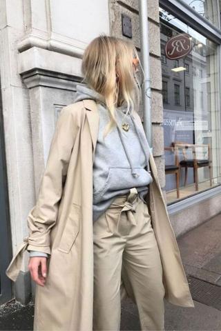 Τα πιο cozy outfits είναι αυτά που φοράς το φούτερ σου Τα πιο cozy outfits είναι αυτά που φοράς το φούτερ σου