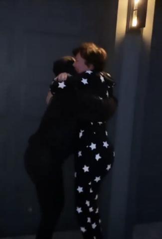 Δεν θα πιστέψεις τι δώρο πήρε η Kylie Jenner στη μητέρα της για τα γενέθλιά της Δεν θα πιστέψεις τι δώρο πήρε η Kylie Jenner στη μητέρα της για τα γενέθλιά της