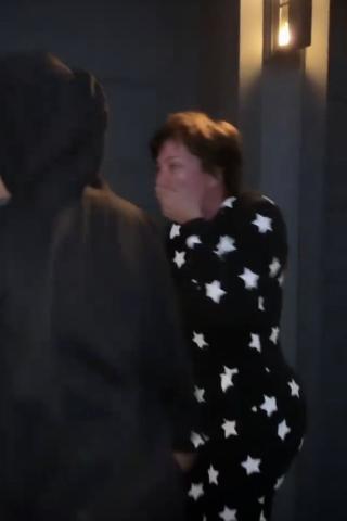 Δεν θα πιστέψεις τι δώρο πήρε η Kylie Jenner στη μητέρα της για τα γενέθλιά της Δεν θα πιστέψεις τι δώρο πήρε η Kylie Jenner στη μητέρα της για τα γενέθλιά της