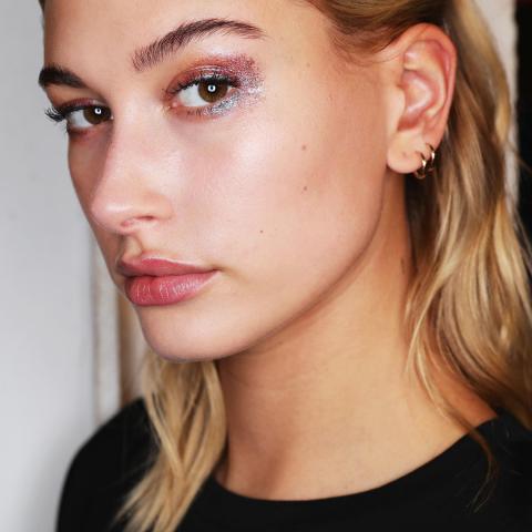 3 glittery παλέτες για λαμπερό βλέμμα λίγο πριν έρθει επίσημα η χριστουγεννιάτικη περίοδος 3 glittery παλέτες για λαμπερό βλέμμα λίγο πριν έρθει επίσημα η χριστουγεννιάτικη περίοδος