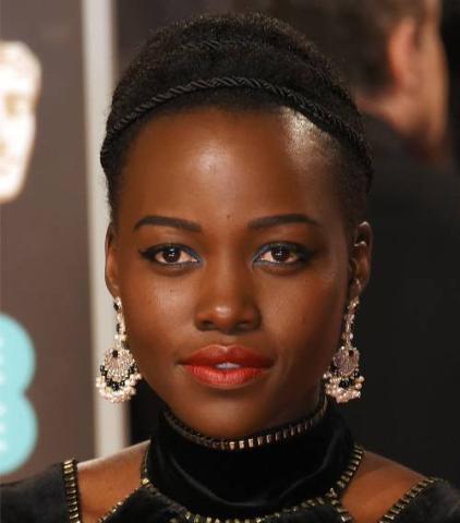 Δεν πάει ο νους σου ποιο αξεσουάρ μαλλιών επιστρέφει στη μόδα Δεν πάει ο νους σου ποιο αξεσουάρ μαλλιών επιστρέφει στη μόδα