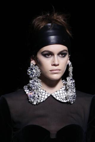 Το 2019 θα είναι η χρονιά του καπέλου: Δες πώς θα υιοθετήσεις την τάση από τώρα Το 2019 θα είναι η χρονιά του καπέλου: Δες πώς θα υιοθετήσεις την τάση από τώρα