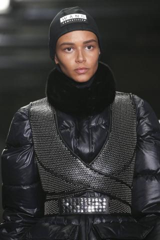 Το 2019 θα είναι η χρονιά του καπέλου: Δες πώς θα υιοθετήσεις την τάση από τώρα Το 2019 θα είναι η χρονιά του καπέλου: Δες πώς θα υιοθετήσεις την τάση από τώρα