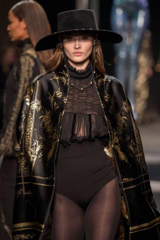 Το 2019 θα είναι η χρονιά του καπέλου: Δες πώς θα υιοθετήσεις την τάση από τώρα Το 2019 θα είναι η χρονιά του καπέλου: Δες πώς θα υιοθετήσεις την τάση από τώρα