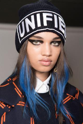 Κάνε στα μαλλιά σου ένα από τα πιο hot κουρέματα και χρώματα του 2019 Κάνε στα μαλλιά σου ένα από τα πιο hot κουρέματα και χρώματα του 2019