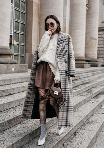 Συμβαίνει τώρα: Η απόλυτη κυριαρχία του διχτυωτού καλσόν (δες πώς να το φορέσεις) Συμβαίνει τώρα: Η απόλυτη κυριαρχία του διχτυωτού καλσόν (δες πώς να το φορέσεις)