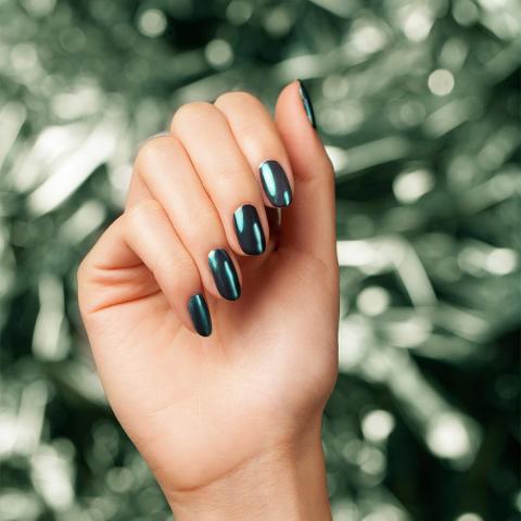 15 υπέροχες ιδέες για τα προ-εορταστικά σου νύχια 15 υπέροχες ιδέες για τα προ-εορταστικά σου νύχια