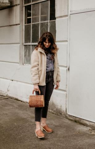 Αυτά τα ανοιξιάτικα παπούτσια είναι η νέα τάση του χειμώνα Αυτά τα ανοιξιάτικα παπούτσια είναι η νέα τάση του χειμώνα