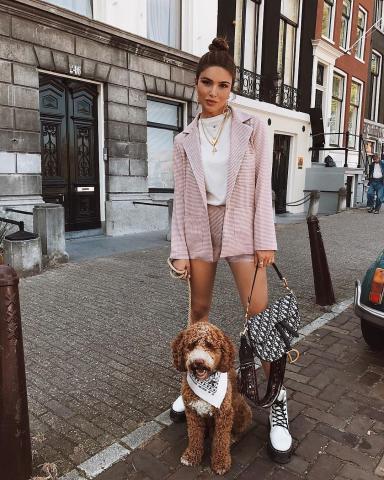 Street Style: Ροζ μέσα στον χειμώνα; Δες πώς θα το φορέσεις Street Style: Ροζ μέσα στον χειμώνα; Δες πώς θα το φορέσεις