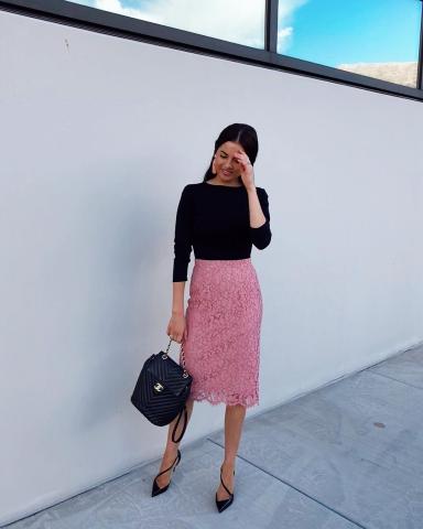 Street Style: Ροζ μέσα στον χειμώνα; Δες πώς θα το φορέσεις Street Style: Ροζ μέσα στον χειμώνα; Δες πώς θα το φορέσεις