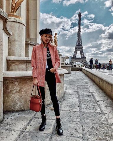 Street Style: Ροζ μέσα στον χειμώνα; Δες πώς θα το φορέσεις Street Style: Ροζ μέσα στον χειμώνα; Δες πώς θα το φορέσεις