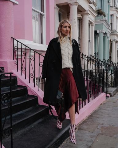 Street Style: Ροζ μέσα στον χειμώνα; Δες πώς θα το φορέσεις Street Style: Ροζ μέσα στον χειμώνα; Δες πώς θα το φορέσεις