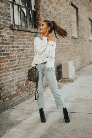 Shaggy πουλόβερ: Κι όμως, είναι μια από τις top τάσεις του χειμώνα Shaggy πουλόβερ: Κι όμως, είναι μια από τις top τάσεις του χειμώνα