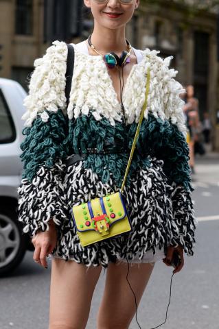 Shaggy πουλόβερ: Κι όμως, είναι μια από τις top τάσεις του χειμώνα Shaggy πουλόβερ: Κι όμως, είναι μια από τις top τάσεις του χειμώνα