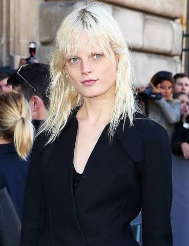 4 κανόνες για να διαλέξεις το σωστό χρώμα μαλλιών με βάση την επιδερμίδα σου 4 κανόνες για να διαλέξεις το σωστό χρώμα μαλλιών με βάση την επιδερμίδα σου