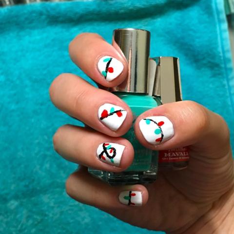 12+1 ιδέες για να βάλεις στα νύχια σου...χριστουγεννιάτικα φωτάκια 12+1 ιδέες για να βάλεις στα νύχια σου...χριστουγεννιάτικα φωτάκια