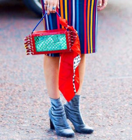 Η φετινή τάση στα μποτάκια που παραμένει πολύ δημοφιλής και το 2019 Η φετινή τάση στα μποτάκια που παραμένει πολύ δημοφιλής και το 2019