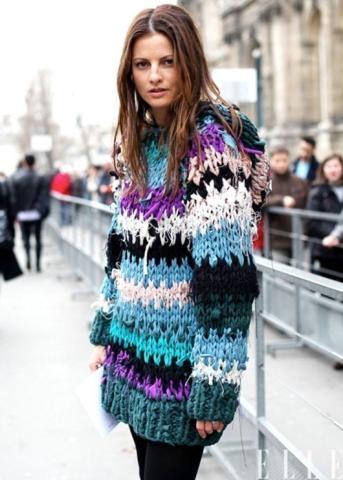 «Άσχημα πουλόβερ»: Γιατί όλες οι γυναίκες έχουν λατρέψει αυτή την τάση; «Άσχημα πουλόβερ»: Γιατί όλες οι γυναίκες έχουν λατρέψει αυτή την τάση;