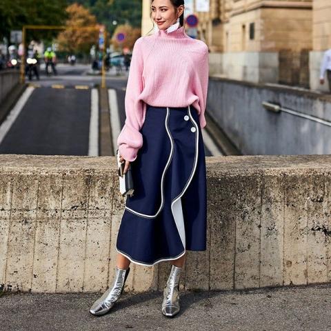 10 φρέσκοι τρόποι για να φορέσεις το βολάν με τον νέο χρόνο 10 φρέσκοι τρόποι για να φορέσεις το βολάν με τον νέο χρόνο