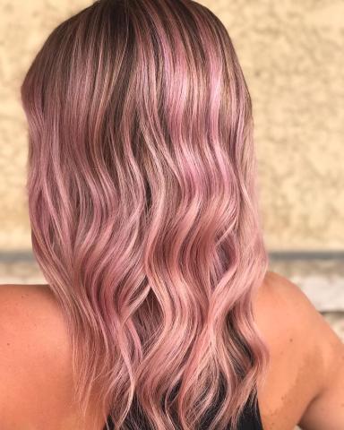 Oι παστέλ αποχρώσεις μαλλιών που θα κυριαρχήσουν στο instagram το 2019 Oι παστέλ αποχρώσεις μαλλιών που θα κυριαρχήσουν στο instagram το 2019