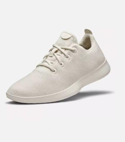 Oι top τάσεις στα αθλητικά παπούτσια που αναμένεται να γίνουν viral φέτος Oι top τάσεις στα αθλητικά παπούτσια που αναμένεται να γίνουν viral φέτος