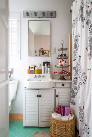 10 φανταστικές ιδέες για να διακοσμήσεις το μπάνιο σου εύκολα και οικονομικά 10 φανταστικές ιδέες για να διακοσμήσεις το μπάνιο σου εύκολα και οικονομικά