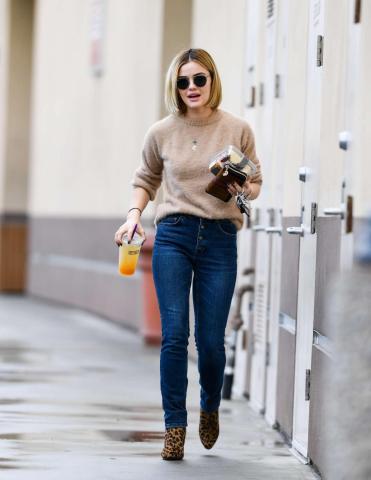 To denim trend που δεν θα θέλεις με τίποτα να παραλείψεις αυτή τη σεζόν To denim trend που δεν θα θέλεις με τίποτα να παραλείψεις αυτή τη σεζόν