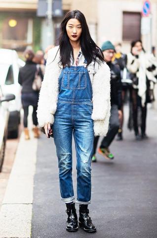 Xαμός στους δρόμους των μητροπόλεων της μόδας με τις χειμερινές ολόσωμες φόρμες Xαμός στους δρόμους των μητροπόλεων της μόδας με τις χειμερινές ολόσωμες φόρμες