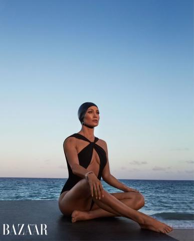 Jennifer Lopez: Λίγο πριν κλείσει τα 50 δείχνει άφοβα τις ρυτίδες και τις και μιλάει για αποτυχημένες σχέσεις και bullying Jennifer Lopez: Λίγο πριν κλείσει τα 50 δείχνει άφοβα τις ρυτίδες και τις και μιλάει για αποτυχημένες σχέσεις και bullying