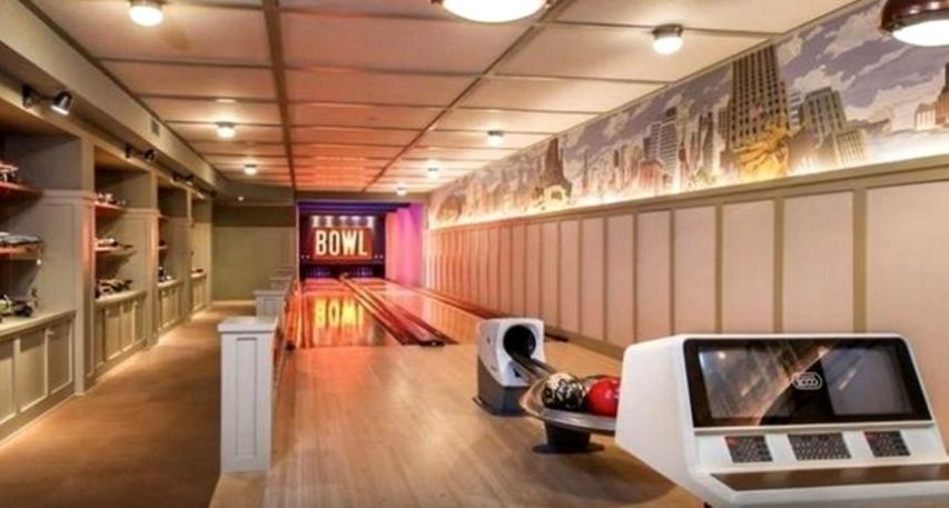 Lady Gaga: Ξενάγηση στο εντυπωσιακό «Gypsy Palace» της στο Μαλιμπού Lady Gaga: Ξενάγηση στο εντυπωσιακό «Gypsy Palace» της στο Μαλιμπού