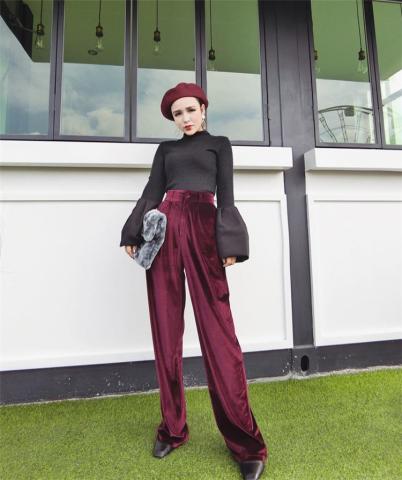 Το παντελόνι που έχει γίνει viral και φοράνε όλες οι fashionistas Το παντελόνι που έχει γίνει viral και φοράνε όλες οι fashionistas