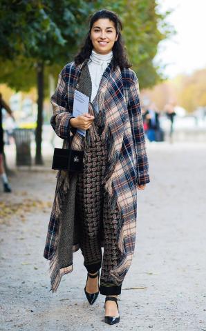 8 styling tips που πρέπει να προσέξουν οι γυναίκες με μικρό στήθος 8 styling tips που πρέπει να προσέξουν οι γυναίκες με μικρό στήθος