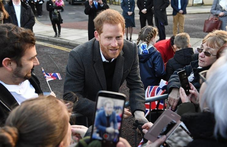 Meghan Markle: Η πρώτη της εμφάνιση για το 2019 - Η κοιλιά της έχει μεγαλώσει πολύ Meghan Markle: Η πρώτη της εμφάνιση για το 2019 - Η κοιλιά της έχει μεγαλώσει πολύ