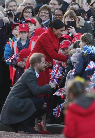 Meghan Markle: Η πρώτη της εμφάνιση για το 2019 - Η κοιλιά της έχει μεγαλώσει πολύ Meghan Markle: Η πρώτη της εμφάνιση για το 2019 - Η κοιλιά της έχει μεγαλώσει πολύ