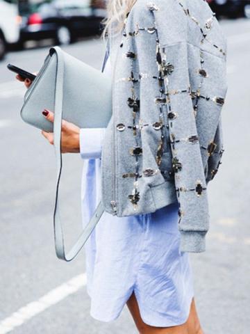 Half-jacket: Μια περίεργη τάση που φαίνεται να έχει γίνει...λατρεία Half-jacket: Μια περίεργη τάση που φαίνεται να έχει γίνει...λατρεία