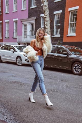 Λευκά μποτάκια: 4 πράγματα που πρέπει να προσέξεις πριν τα αγοράσεις Λευκά μποτάκια: 4 πράγματα που πρέπει να προσέξεις πριν τα αγοράσεις