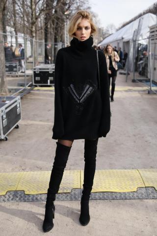 Βρήκαμε το φόρεμα που έχει ξετρελάνει όλη την Ευρώπη Βρήκαμε το φόρεμα που έχει ξετρελάνει όλη την Ευρώπη