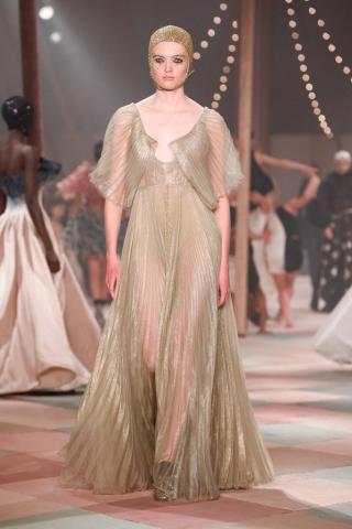 Dior: Μια μαγική πασαρέλα τσίρκο Dior: Μια μαγική πασαρέλα τσίρκο