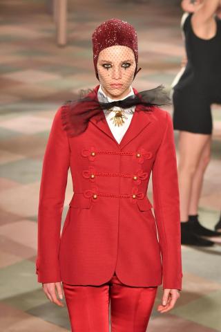 Dior: Μια μαγική πασαρέλα τσίρκο Dior: Μια μαγική πασαρέλα τσίρκο